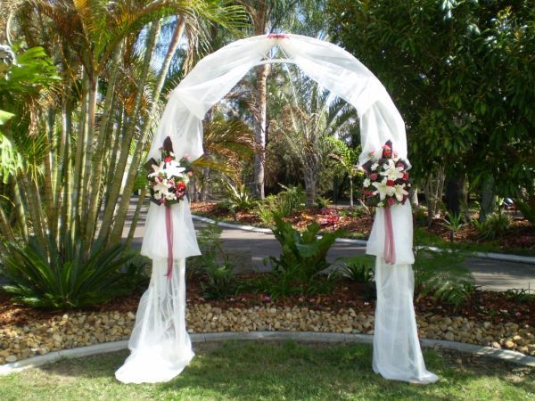 Diy Wedding Arch Decorations